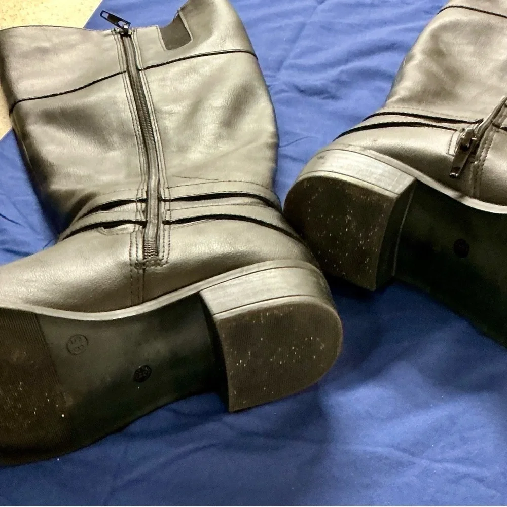 Ana Torrance Black Over the Knee Boots with‎ Chunky Heel and Zipper